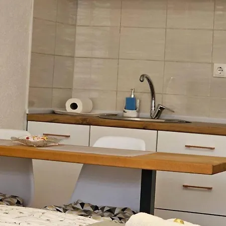Apartment Ea3 Papagajka,