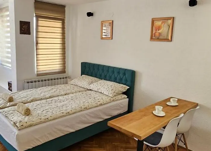 Διαμέρισμα Ea3 *